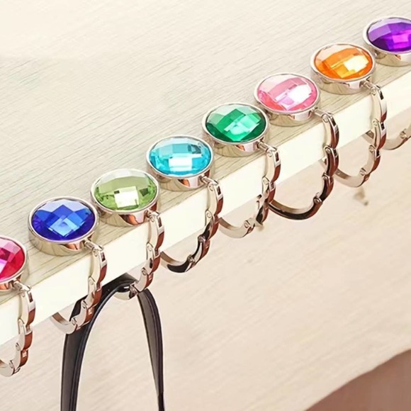 Accessories - *NEW* Portable Foldable Handbag Hook
